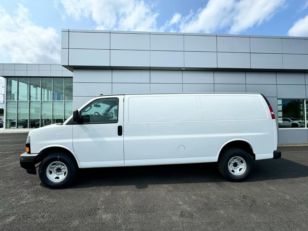 Express Cargo Van BASE 2024 à Tracadie-Sheila, Nouveau-Brunswick - 3 - w1024h768px