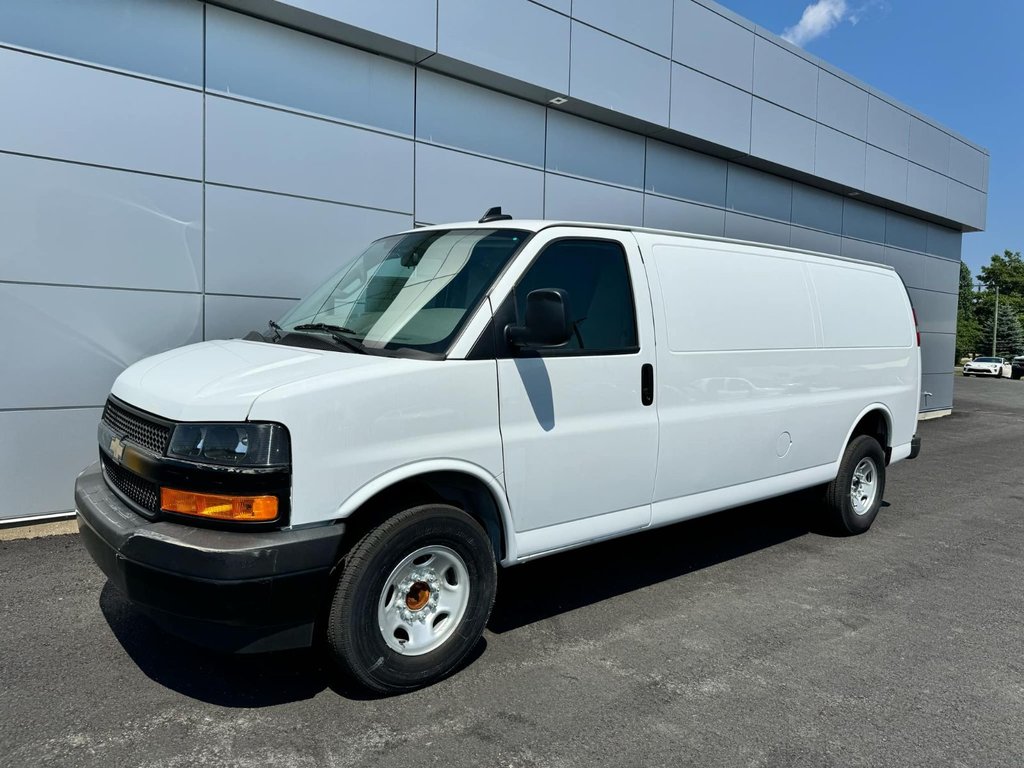 Express Cargo Van BASE 2024 à Tracadie-Sheila, Nouveau-Brunswick - 1 - w1024h768px