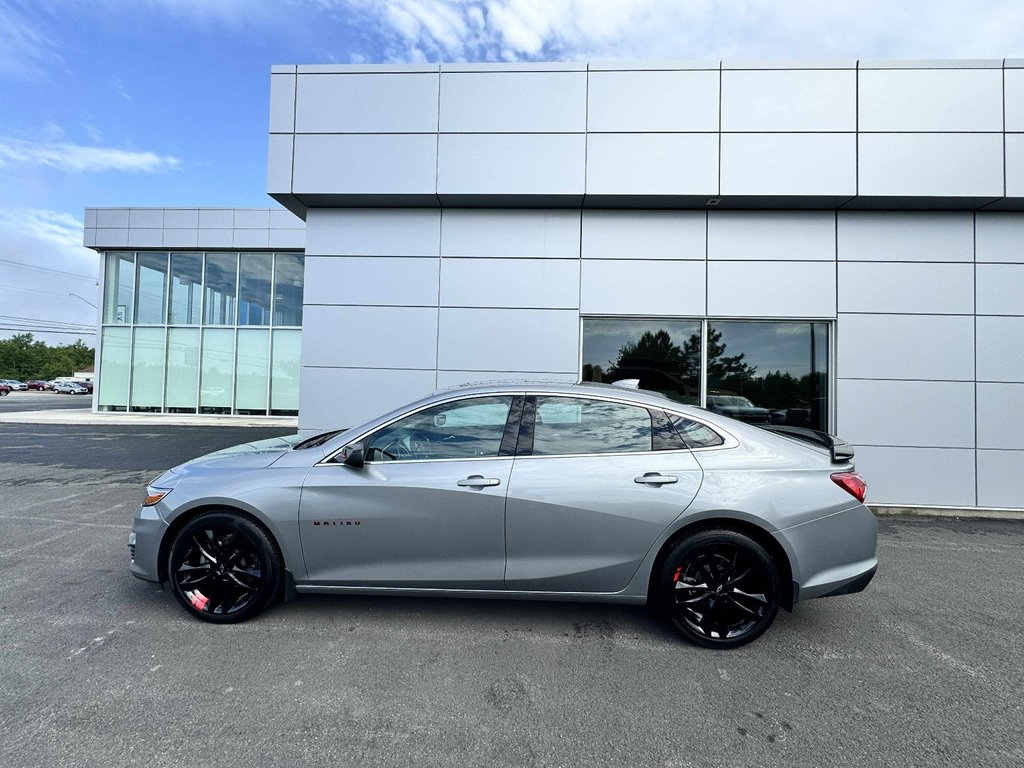 Chevrolet Malibu 1LT 2024 à Tracadie-Sheila, Nouveau-Brunswick - 2 - w1024h768px