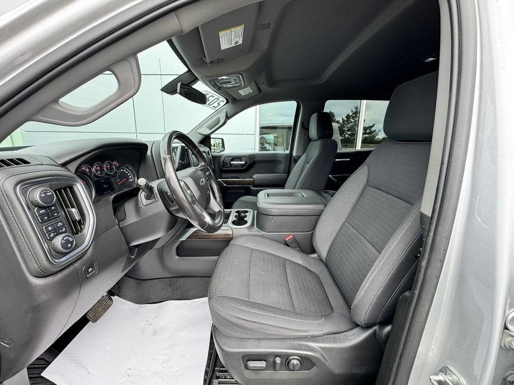 2022 Chevrolet Silverado 1500 LTD LT Trail Boss in Tracadie-Sheila, New Brunswick - 8 - w1024h768px