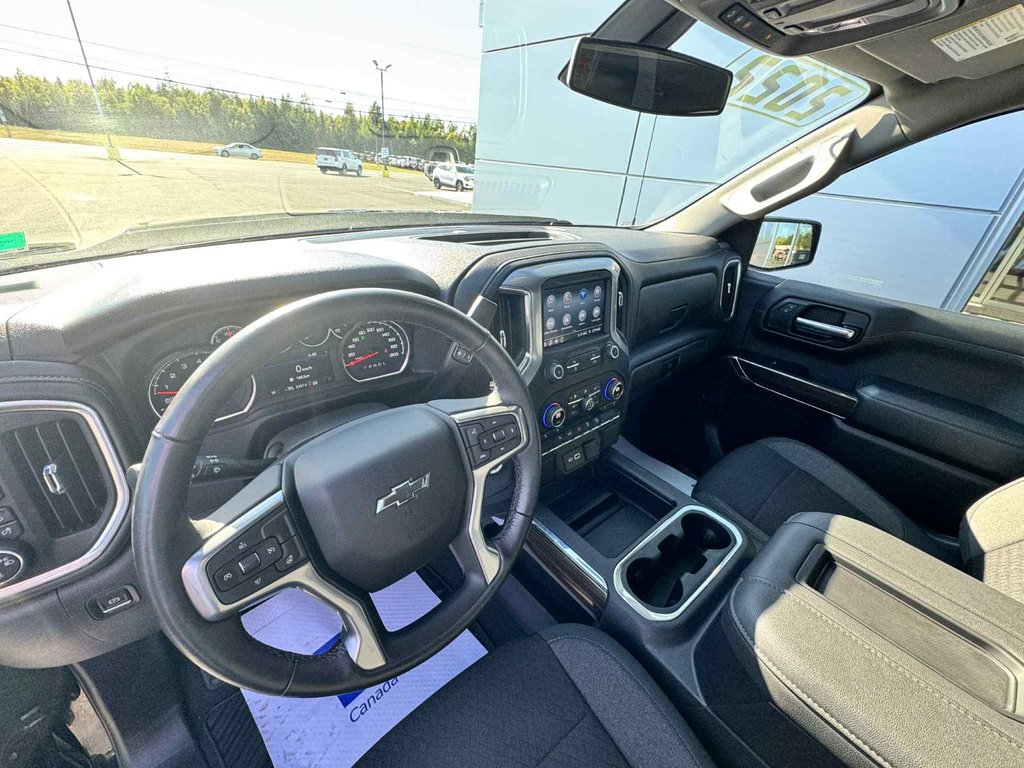 2022 Chevrolet Silverado 1500 LTD RST in Tracadie-Sheila, New Brunswick - 5 - w1024h768px