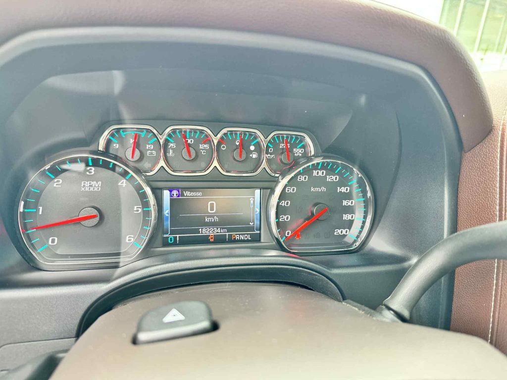 2017 Chevrolet Silverado 1500 High Country in Tracadie-Sheila, New Brunswick - 6 - w1024h768px