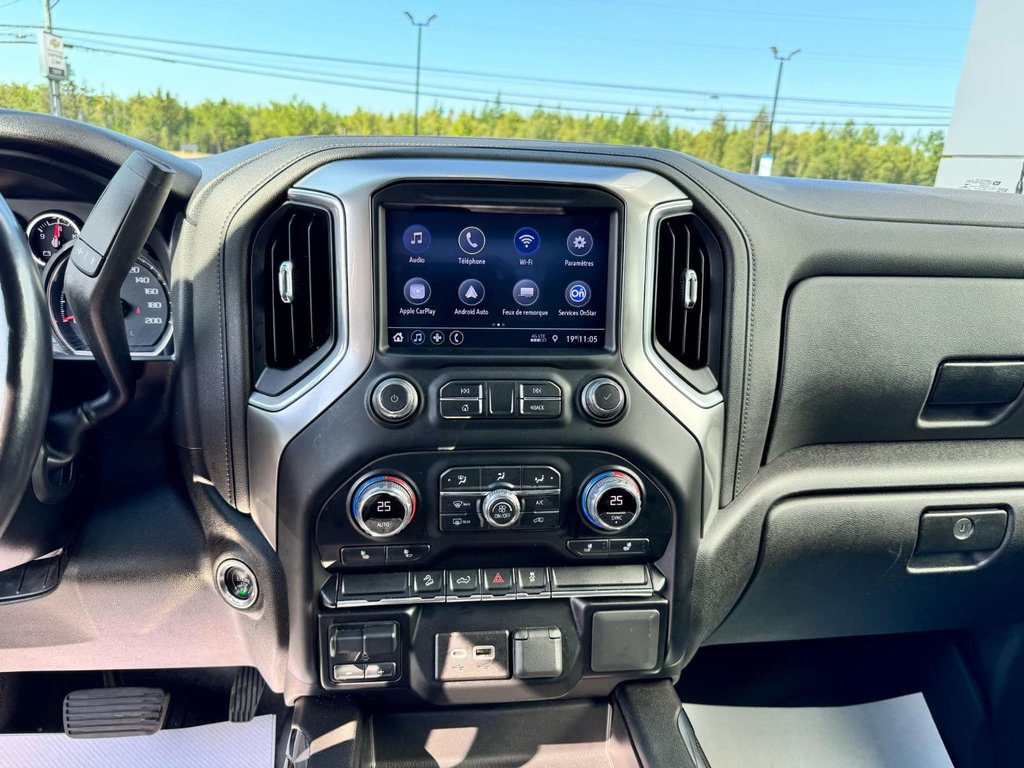 Silverado 1500 LT Trail Boss 2021 à Tracadie-Sheila, Nouveau-Brunswick - 10 - w1024h768px