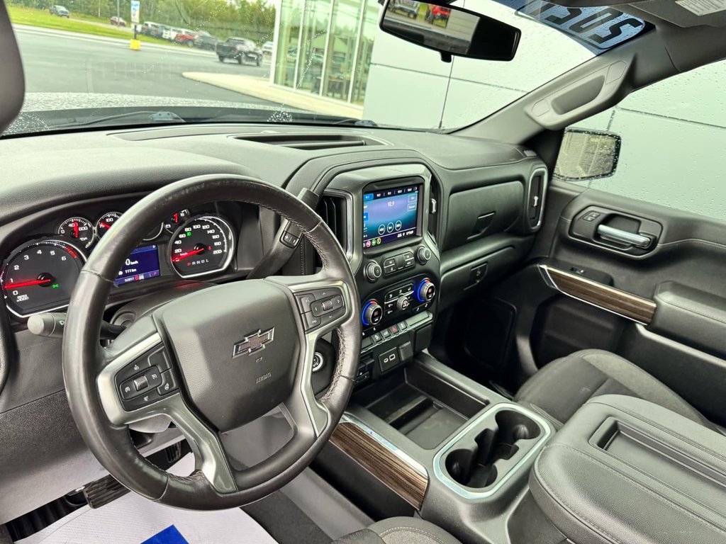 Silverado 1500 LT Trail Boss 2021 à Tracadie-Sheila, Nouveau-Brunswick - 12 - w1024h768px