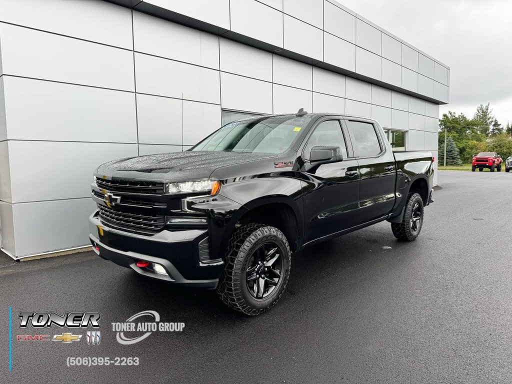 Silverado 1500 LT Trail Boss 2021 à Tracadie-Sheila, Nouveau-Brunswick - 1 - w1024h768px