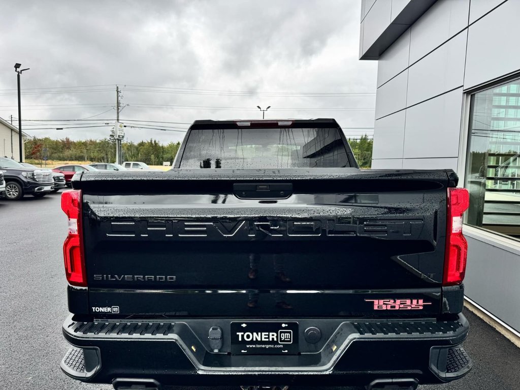 2021  Silverado 1500 LT Trail Boss in Tracadie-Sheila, New Brunswick - 3 - w1024h768px