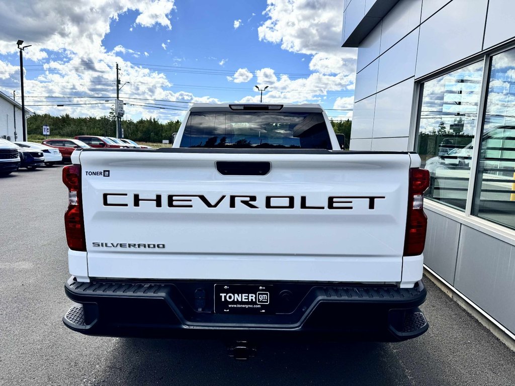 2021 Chevrolet Silverado 1500 Work Truck in Tracadie-Sheila, New Brunswick - 4 - w1024h768px