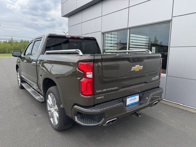 Chevrolet Silverado 1500 High Country 2023 à Tracadie-Sheila, Nouveau-Brunswick - 5 - w1024h768px