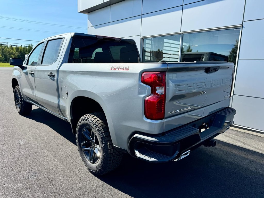 Silverado 1500 CUSTOM TRAIL BOSS 2024 à Tracadie-Sheila, Nouveau-Brunswick - 3 - w1024h768px