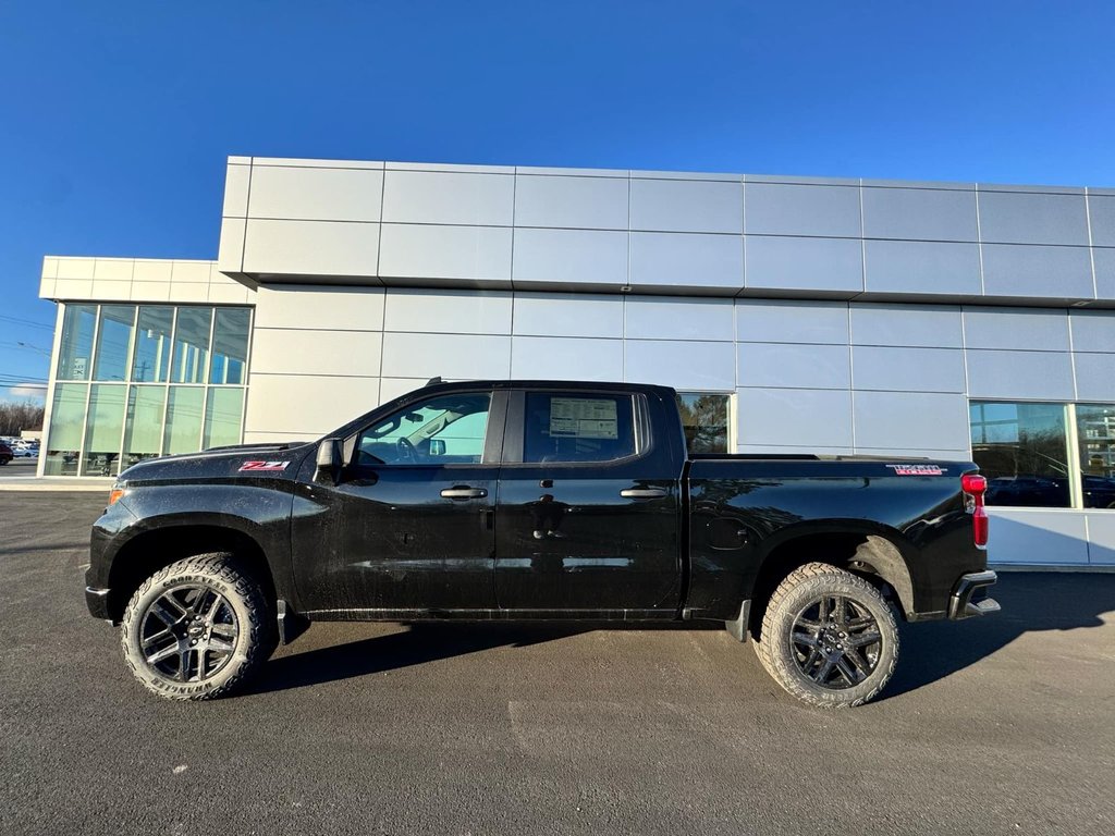 2025  Silverado 1500 Custom Trail Boss in Tracadie-Sheila, New Brunswick - 2 - w1024h768px