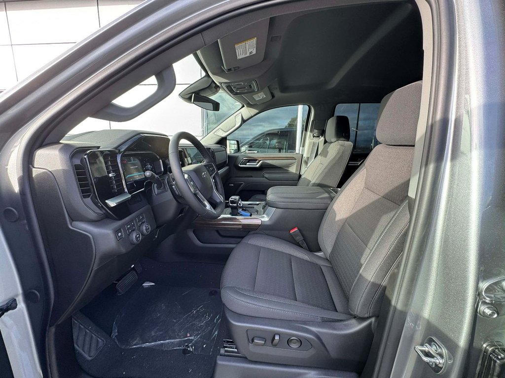 2026 Chevrolet Silverado 1500 RST in Tracadie-Sheila, New Brunswick - 4 - w1024h768px