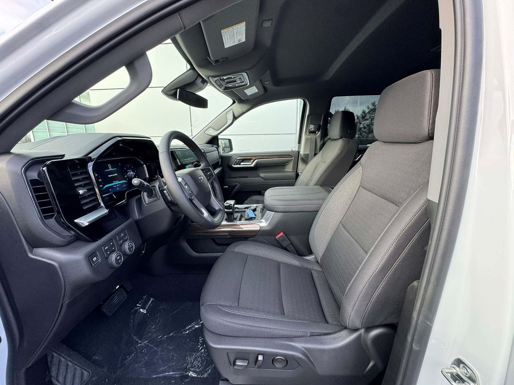 Chevrolet Silverado 1500 RST 2026 à Tracadie-Sheila, Nouveau-Brunswick - 4 - w1024h768px