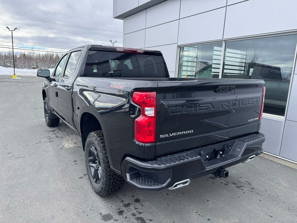 2026 Chevrolet Silverado 1500 Custom Trail Boss in Tracadie-Sheila, New Brunswick - 3 - w1024h768px