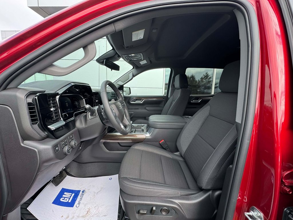 Chevrolet Silverado 1500 LT Trail Boss 2026 à Tracadie-Sheila, Nouveau-Brunswick - 4 - w1024h768px
