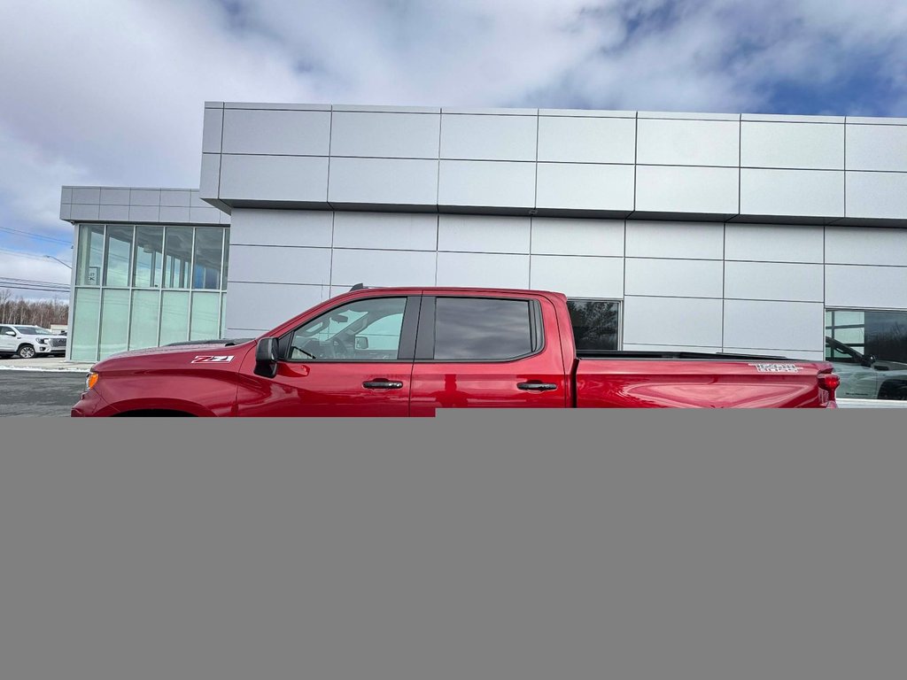 Chevrolet Silverado 1500 LT Trail Boss 2026 à Tracadie-Sheila, Nouveau-Brunswick - 3 - w1024h768px