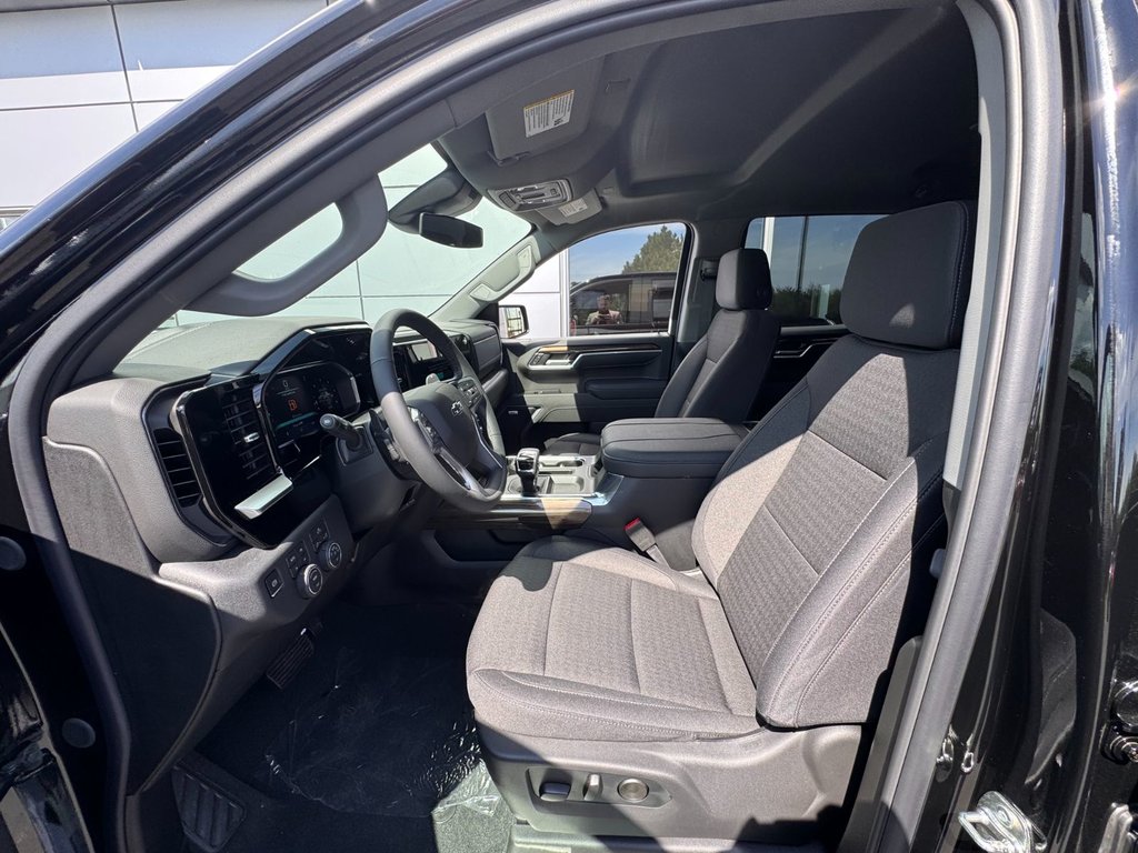 Chevrolet Silverado 1500 RST 2026 à Tracadie-Sheila, Nouveau-Brunswick - 5 - w1024h768px