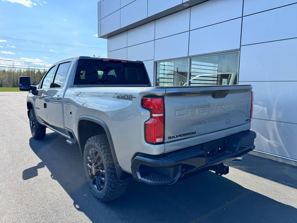Chevrolet SILVERADO 2500 HD LTZ 2025 à Tracadie-Sheila, Nouveau-Brunswick - 3 - w1024h768px