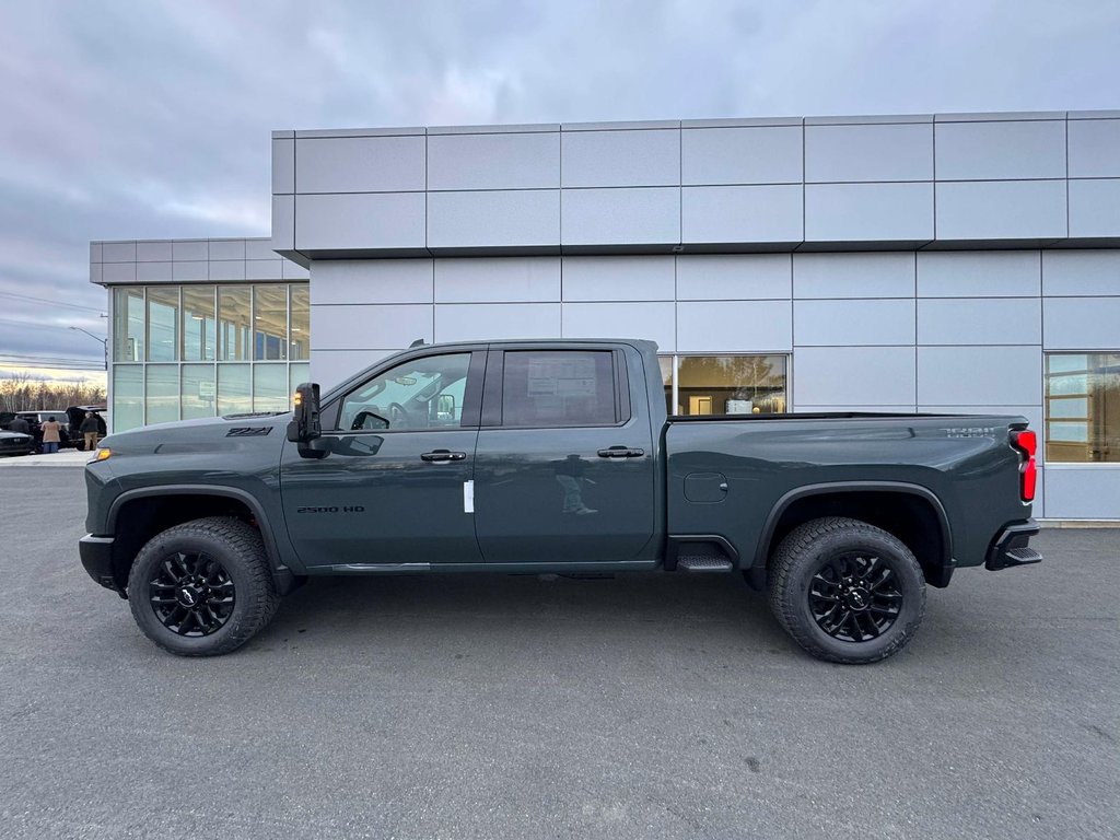 Chevrolet Silverado 2500 HD LTZ 2026 à Tracadie-Sheila, Nouveau-Brunswick - 3 - w1024h768px