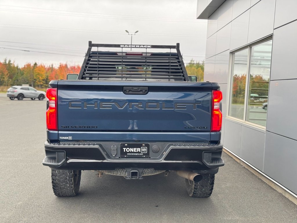2021 Chevrolet Silverado 2500HD Custom in Tracadie-Sheila, New Brunswick - 6 - w1024h768px