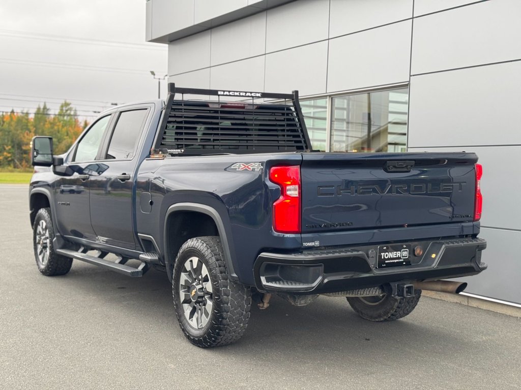 2021 Chevrolet Silverado 2500HD Custom in Tracadie-Sheila, New Brunswick - 5 - w1024h768px