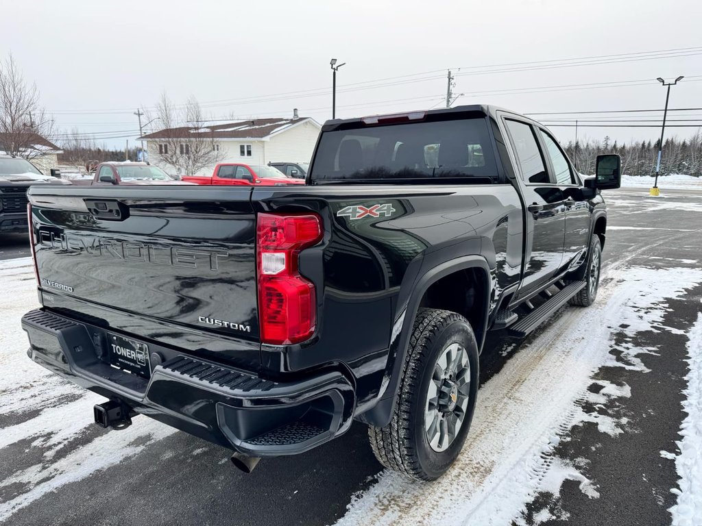 Chevrolet Silverado 2500HD Custom 2022 à Tracadie-Sheila, Nouveau-Brunswick - 5 - w1024h768px