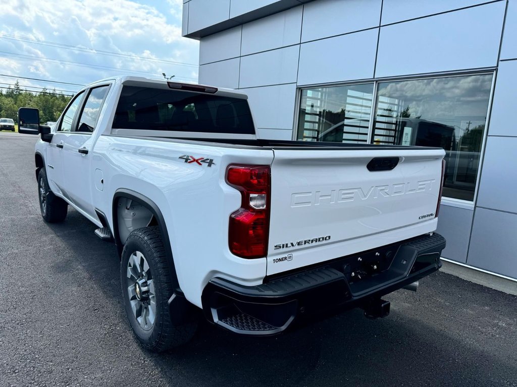 SILVERADO 2500 HD CUSTOM 2024 à Tracadie-Sheila, Nouveau-Brunswick - 3 - w1024h768px