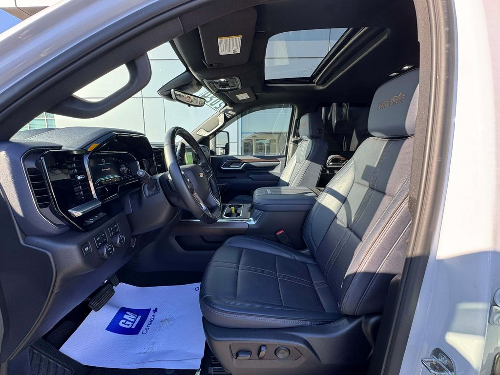 2024 Chevrolet Silverado 2500HD High Country in Tracadie-Sheila, New Brunswick - 18 - w1024h768px