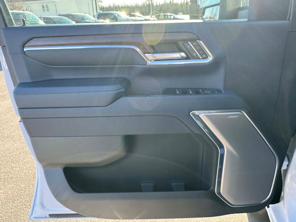 2024 Chevrolet Silverado 2500HD High Country in Tracadie-Sheila, New Brunswick - 10 - w1024h768px