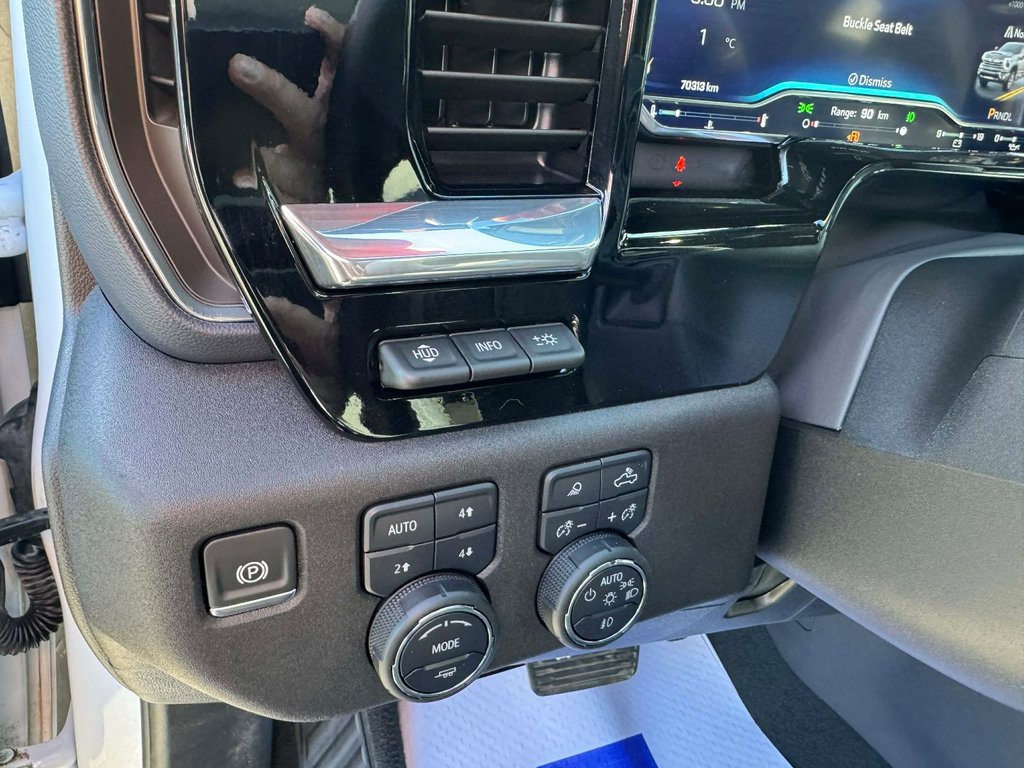 2024 Chevrolet Silverado 2500HD High Country in Tracadie-Sheila, New Brunswick - 9 - w1024h768px