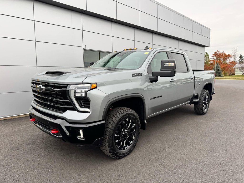 2025  Silverado 2500HD LT in Tracadie-Sheila, New Brunswick - 1 - w1024h768px