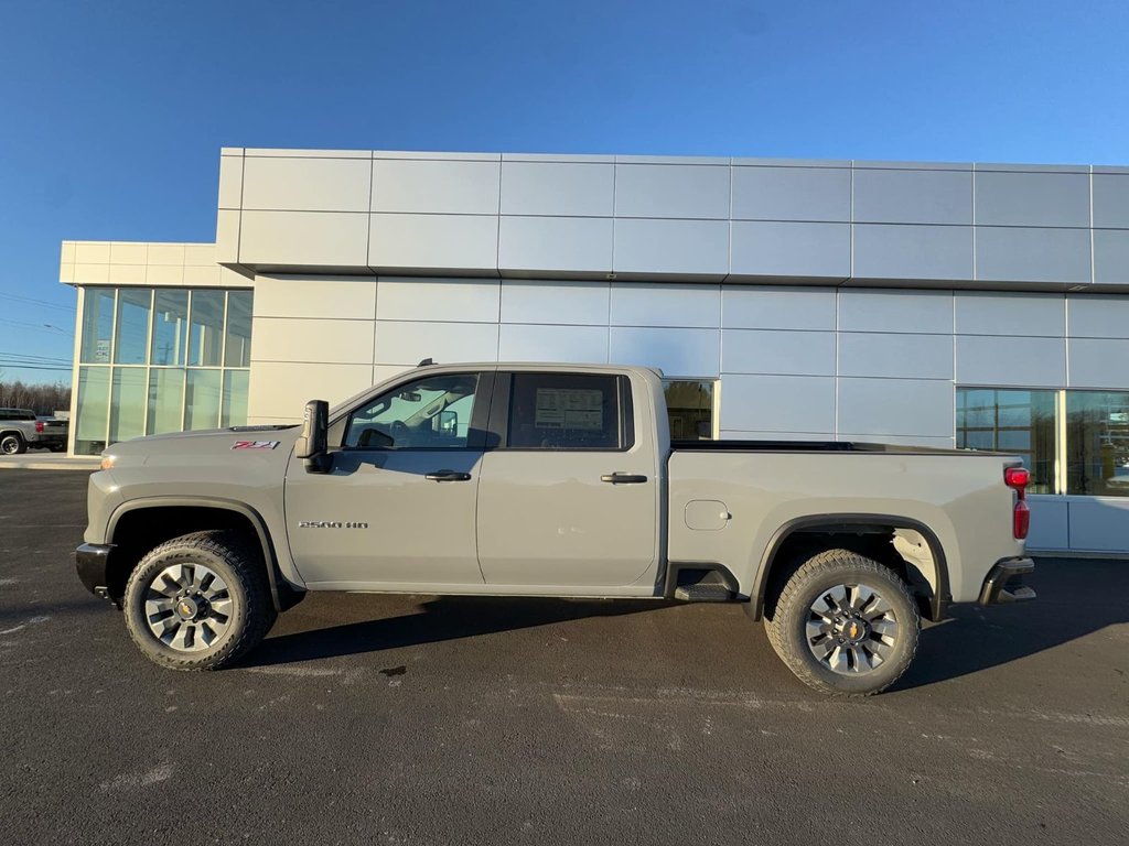 2025  Silverado 2500HD CUSTOM in Tracadie-Sheila, New Brunswick - 2 - w1024h768px