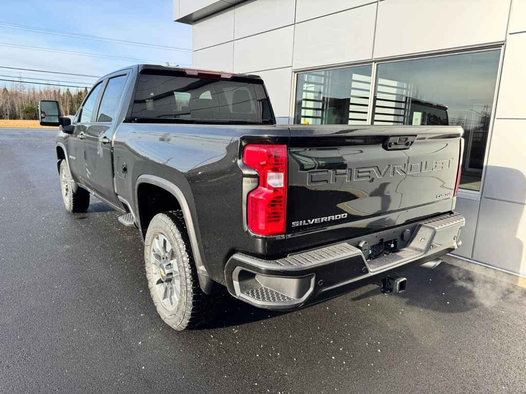 2025 Chevrolet Silverado 2500HD CUSTOM in Tracadie-Sheila, New Brunswick - 4 - w1024h768px