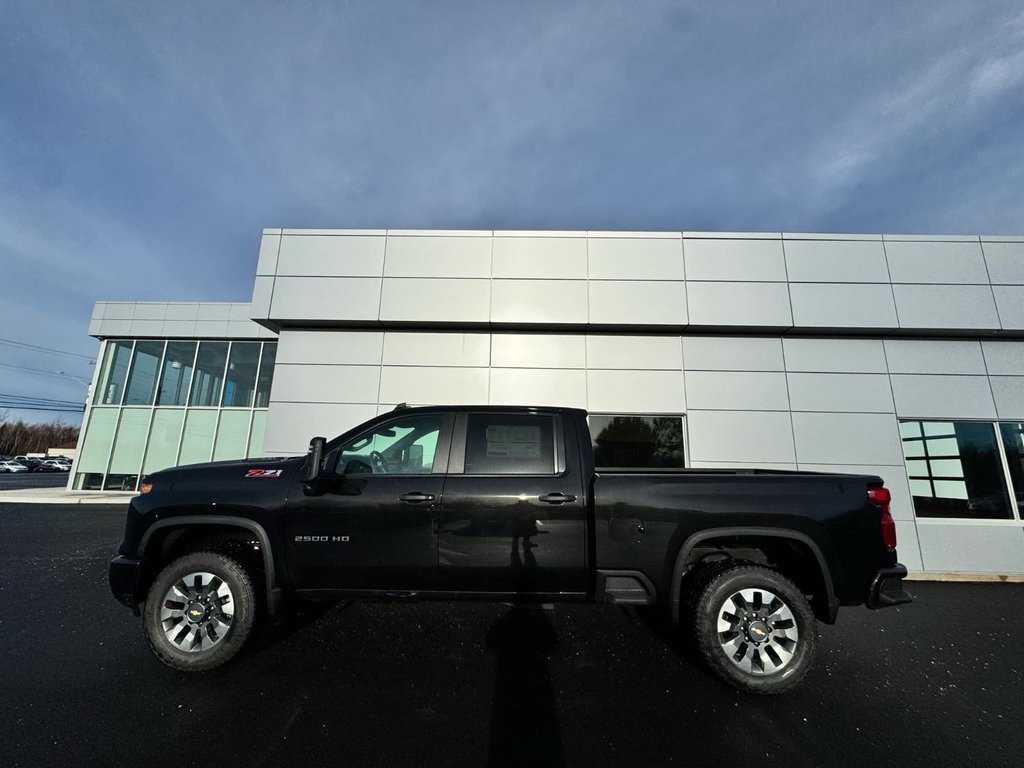 2025 Chevrolet Silverado 2500HD CUSTOM in Tracadie-Sheila, New Brunswick - 2 - w1024h768px