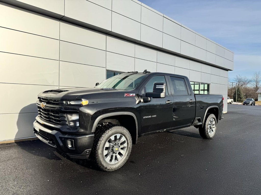 2025 Chevrolet Silverado 2500HD CUSTOM in Tracadie-Sheila, New Brunswick - 1 - w1024h768px