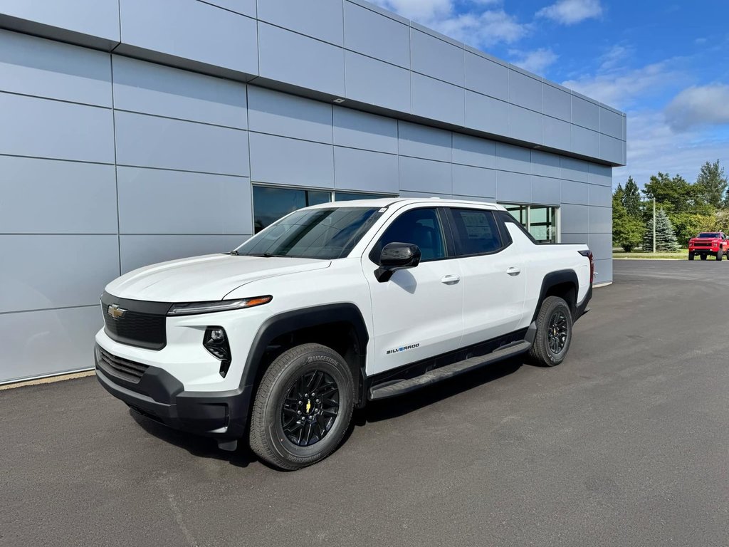 2024  Silverado EV WORK TRUCK in Tracadie-Sheila, New Brunswick - 1 - w1024h768px