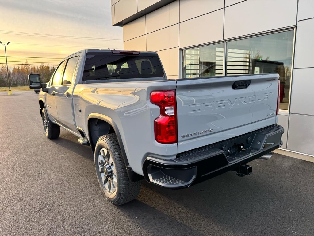 2025  SILVERADO 2500 HD CUSTOM in Tracadie-Sheila, New Brunswick - 3 - w1024h768px