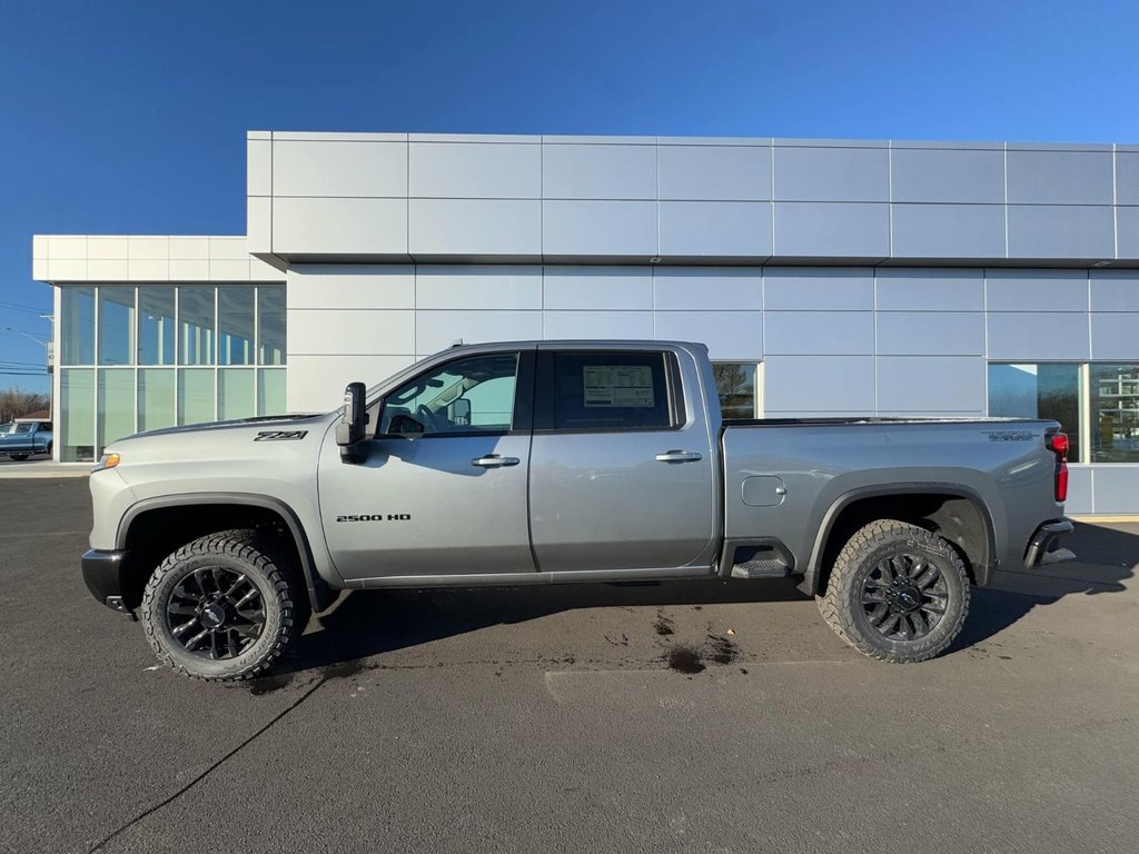 2025  Silverado 2500 4WD LTZ CREW in Tracadie-Sheila, New Brunswick - 3 - w1024h768px