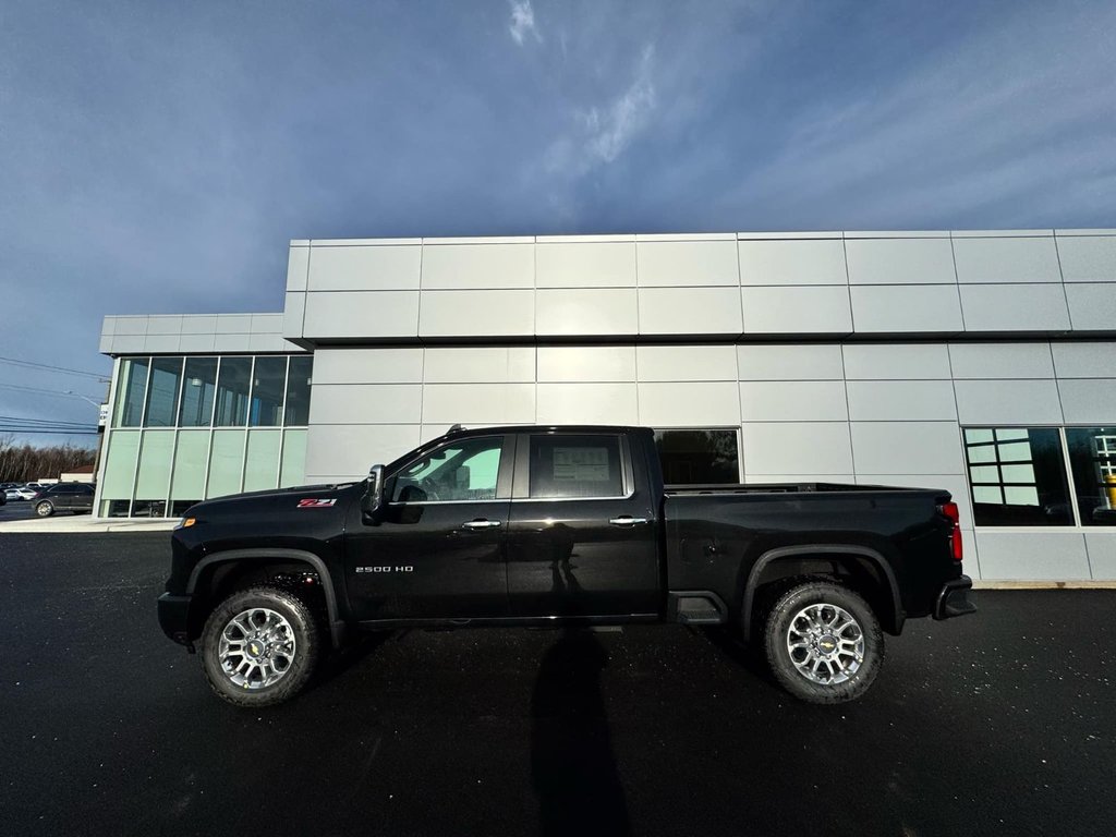 2025  Silverado 2500 4WD LT CREW in Tracadie-Sheila, New Brunswick - 2 - w1024h768px