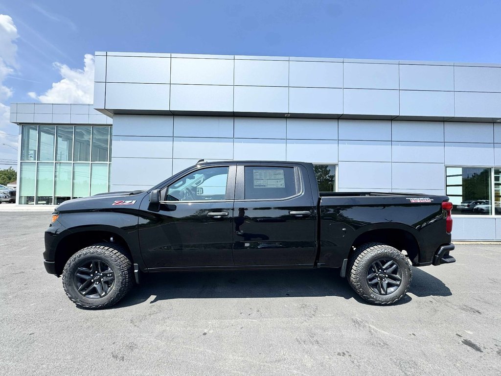 Chevrolet Silverado 1500 CUSTOM TB 4WD 2025 à Tracadie-Sheila, Nouveau-Brunswick - 3 - w1024h768px