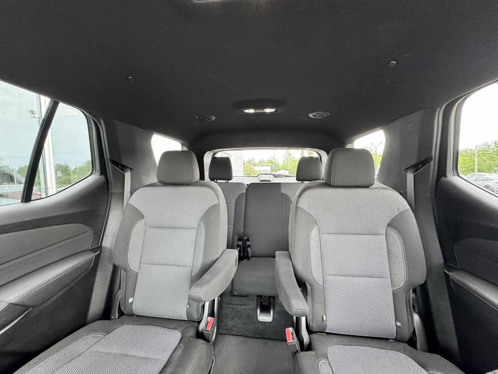 Chevrolet Traverse LT Cloth 2023 à Tracadie-Sheila, Nouveau-Brunswick - 6 - w1024h768px