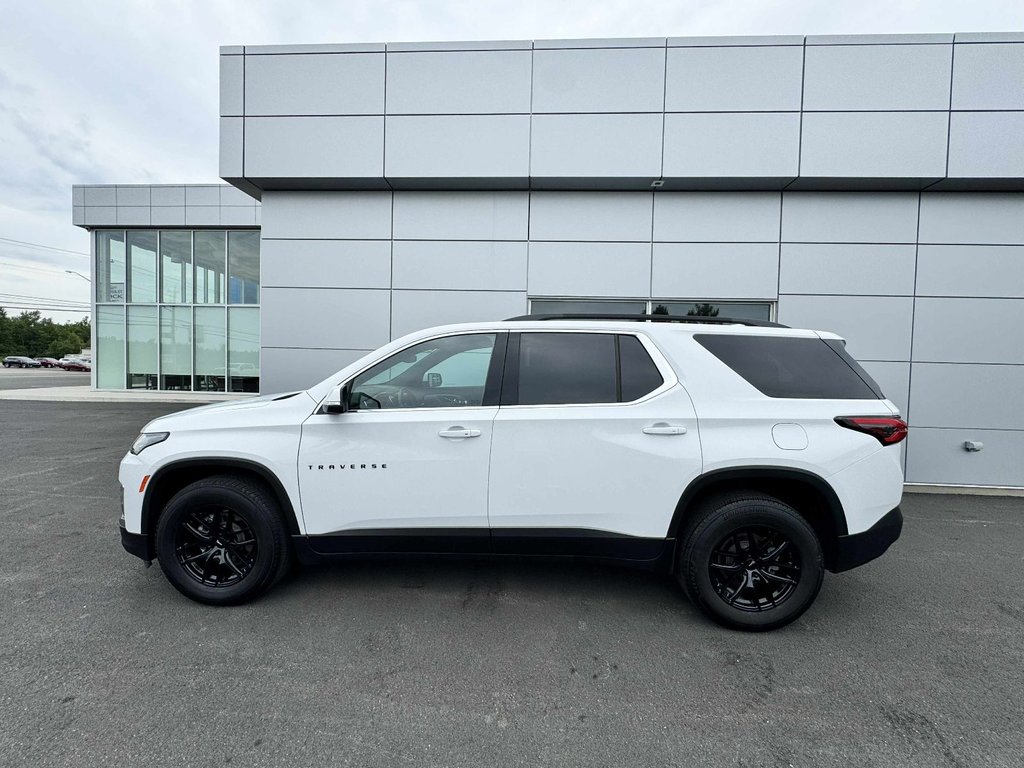 Chevrolet Traverse LT Cloth 2023 à Tracadie-Sheila, Nouveau-Brunswick - 2 - w1024h768px