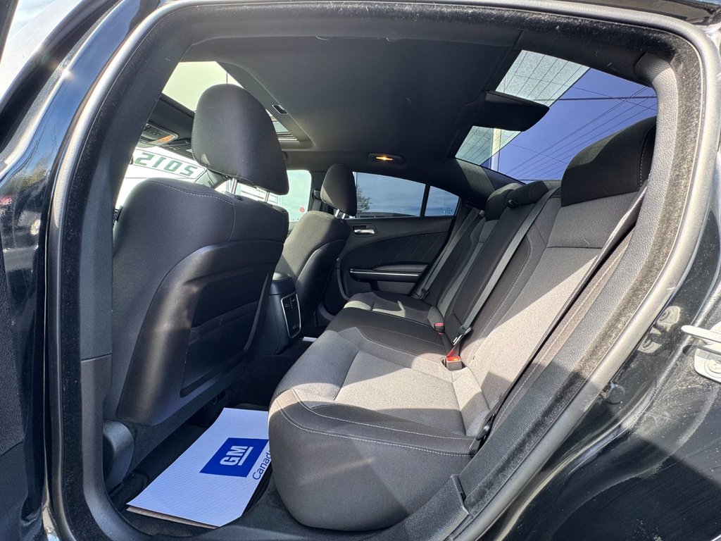 Dodge Charger SXT 2015 à Tracadie-Sheila, Nouveau-Brunswick - 10 - w1024h768px