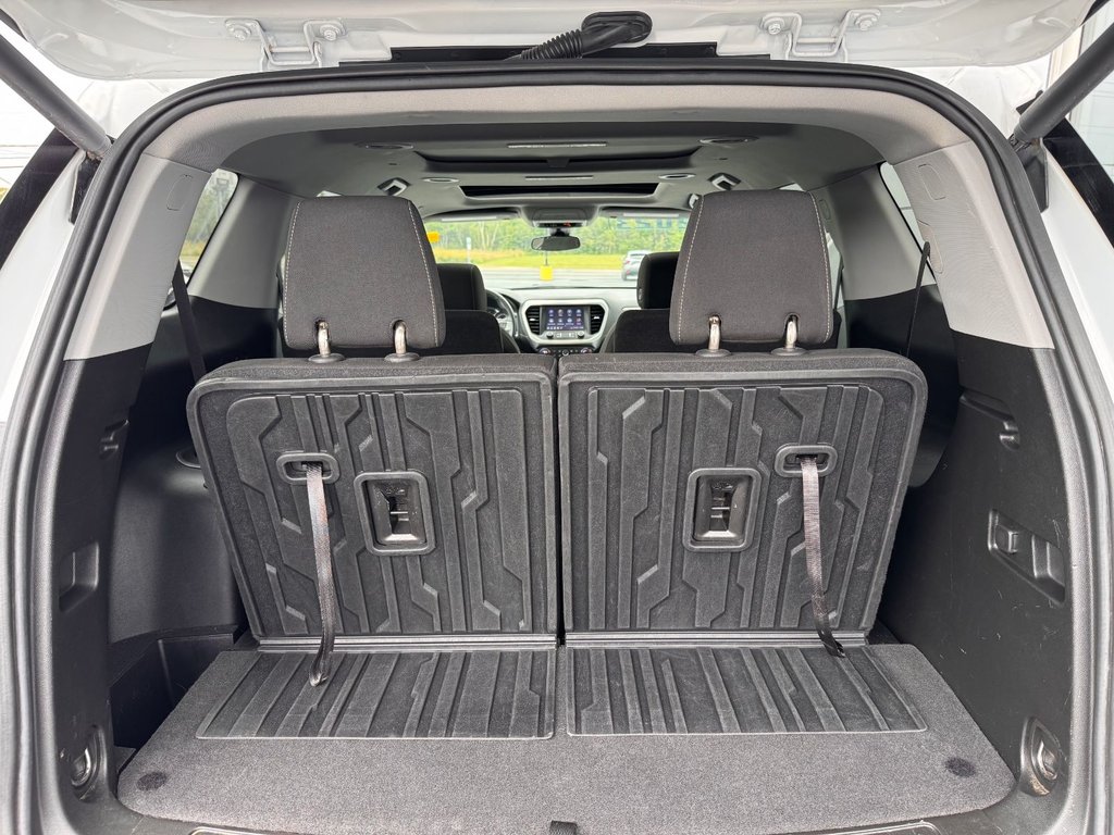 GMC Acadia SLE 2023 à Tracadie-Sheila, Nouveau-Brunswick - 8 - w1024h768px