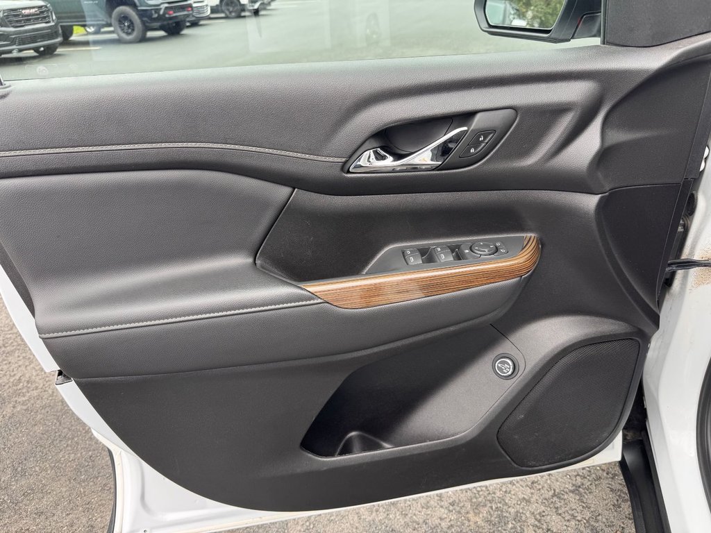 GMC Acadia SLE 2023 à Tracadie-Sheila, Nouveau-Brunswick - 12 - w1024h768px