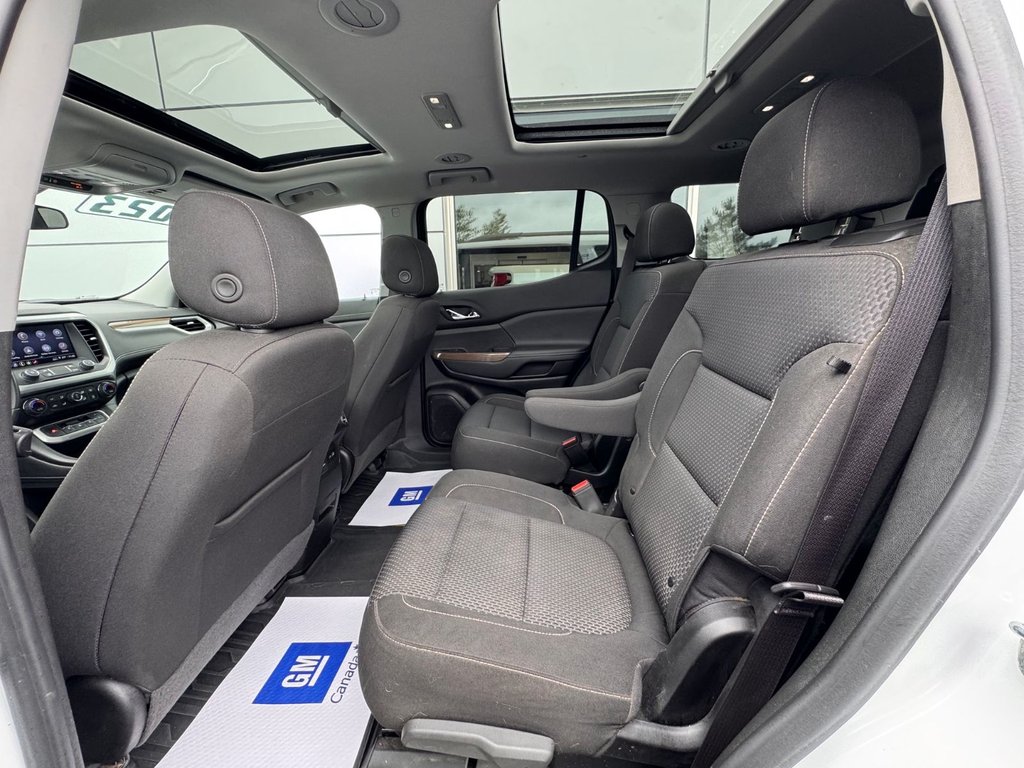 GMC Acadia SLE 2023 à Tracadie-Sheila, Nouveau-Brunswick - 9 - w1024h768px