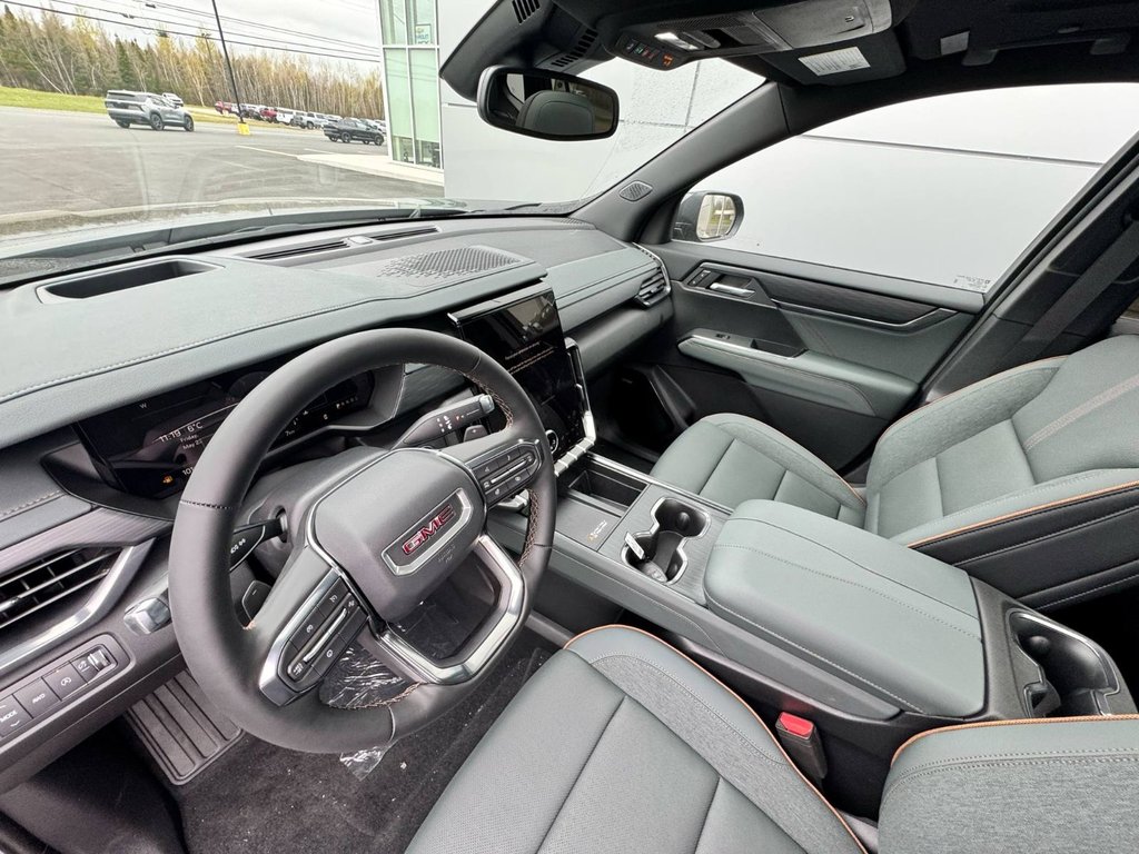 2025 GMC Acadia AT4 in Tracadie-Sheila, New Brunswick - 5 - w1024h768px