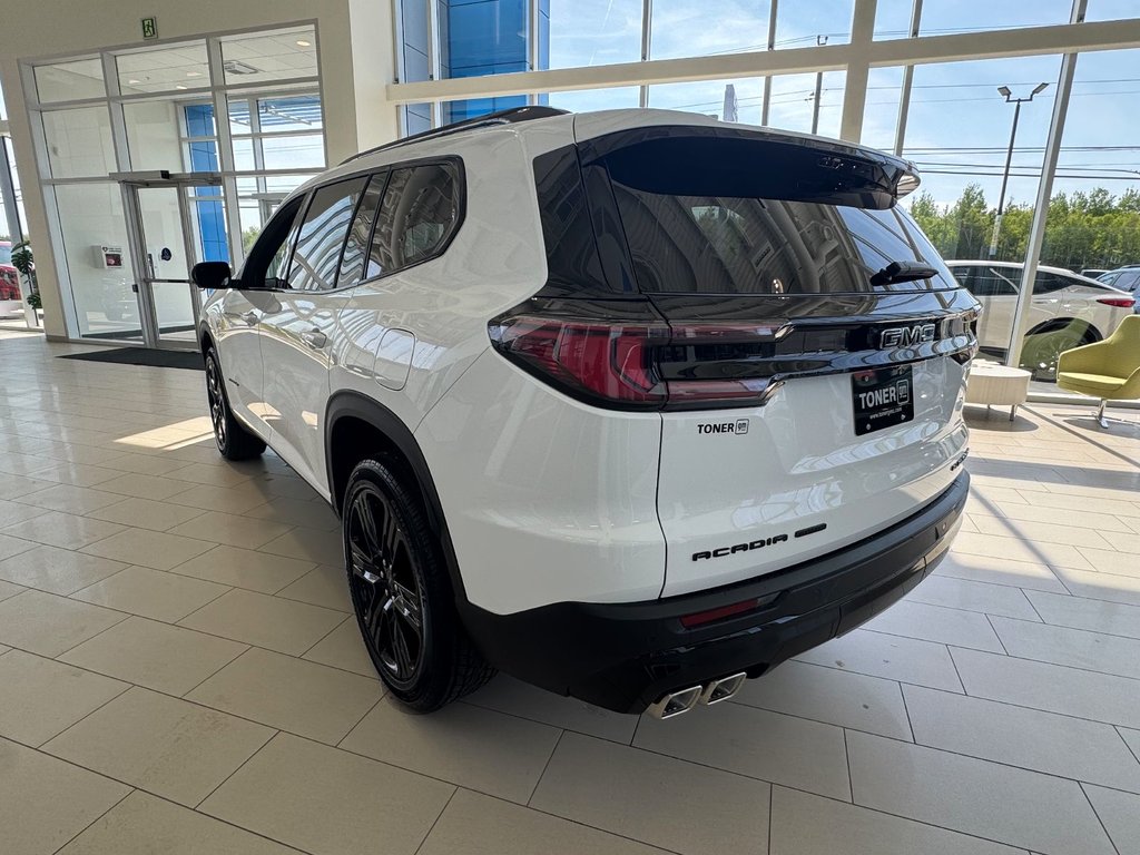 2026 GMC Acadia ELEVATION in Tracadie-Sheila, New Brunswick - 3 - w1024h768px
