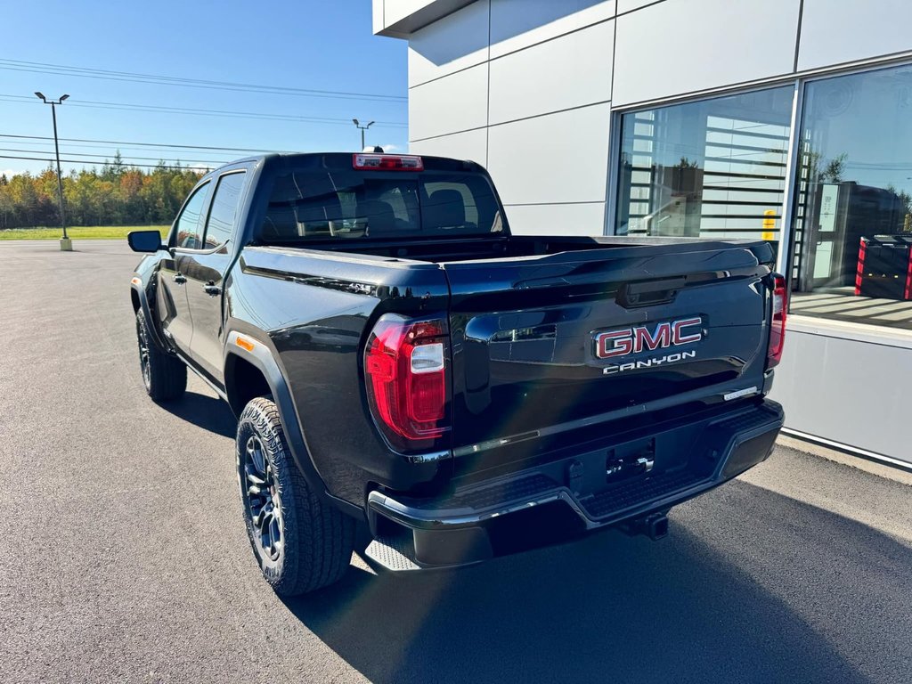 2024  Canyon ELEVATION CREW CAB 4WD in Tracadie-Sheila, New Brunswick - 3 - w1024h768px