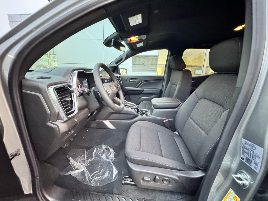 2024  Canyon ELEVATION CREW CAB 4WD in Tracadie-Sheila, New Brunswick - 5 - w1024h768px