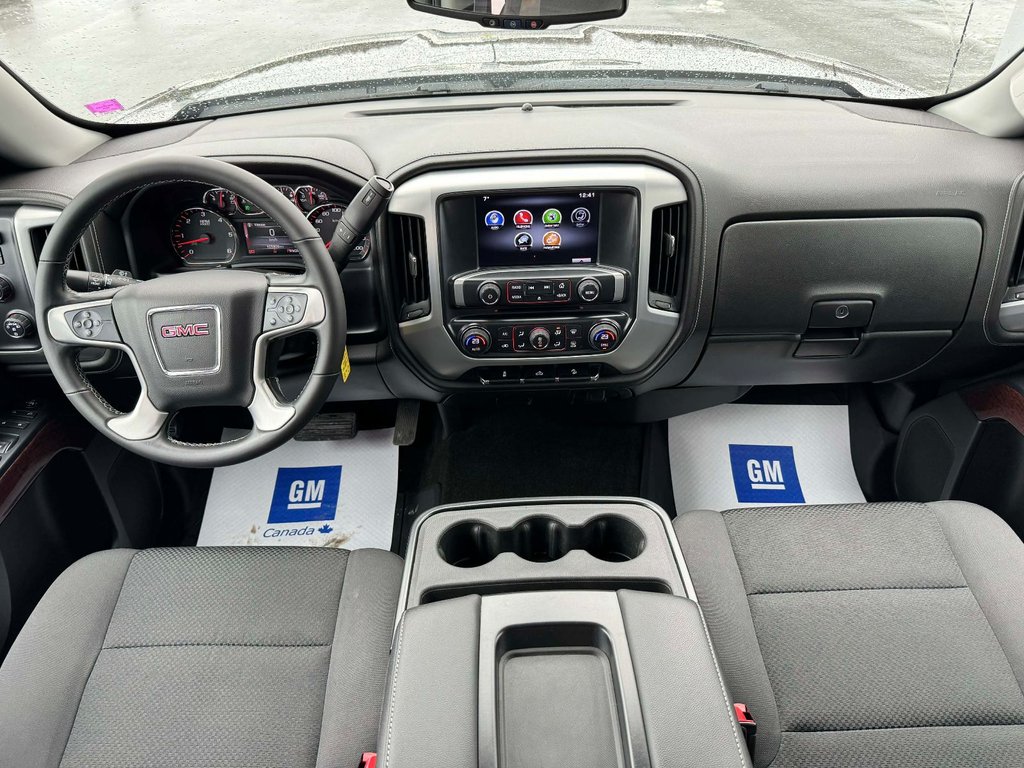 2016 GMC Sierra 1500 SLE in Tracadie-Sheila, New Brunswick - 12 - w1024h768px